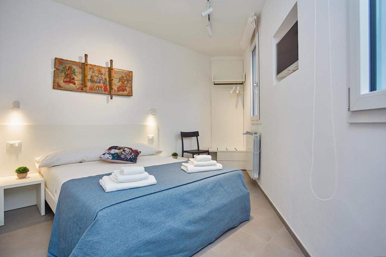 Porta Del Golfo Apartments & Suites Castellammare del Golfo Buitenkant foto
